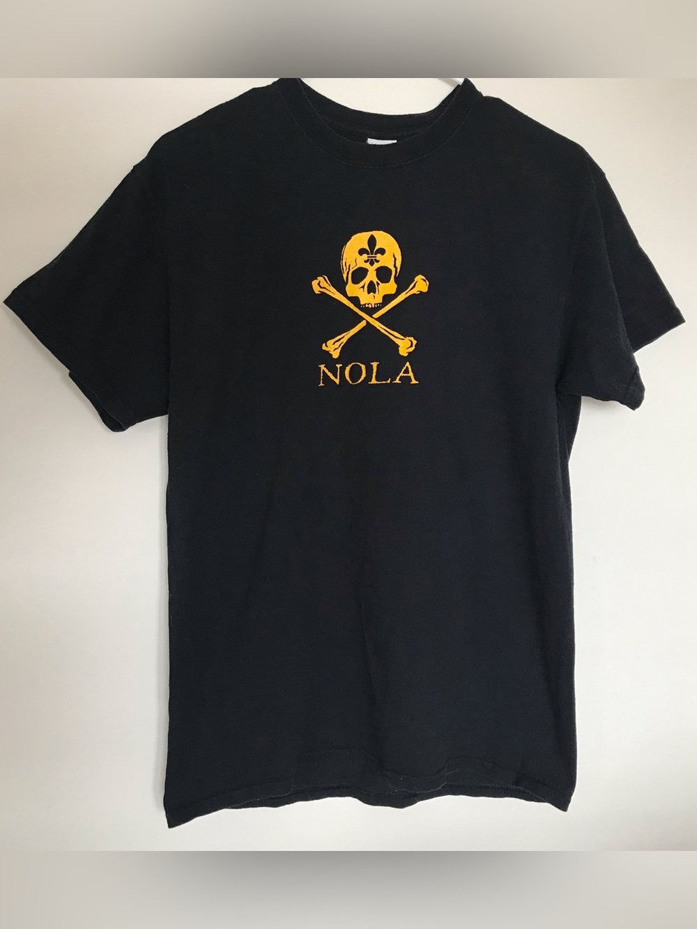 NOLA New Orleans Black t-shirt  size M 100% Cotton